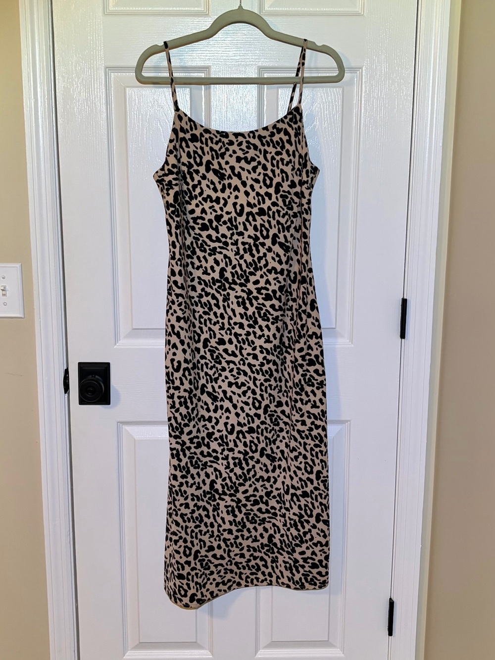 Like New Sugar Lips Leopard Print Slip Dress in Beige and Black. Size Large